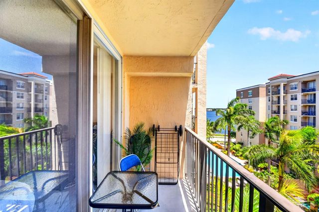 1801 N FLAGLER Drive 727, West Palm Beach, FL 33407
