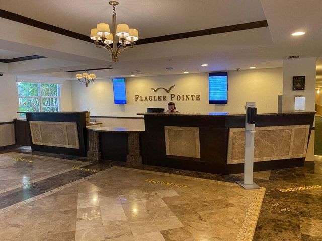 1801 N FLAGLER Drive 727, West Palm Beach, FL 33407