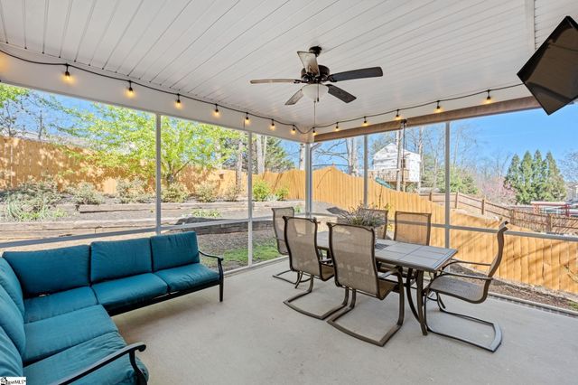 12 Glenbow Court, Simpsonville, SC 29680