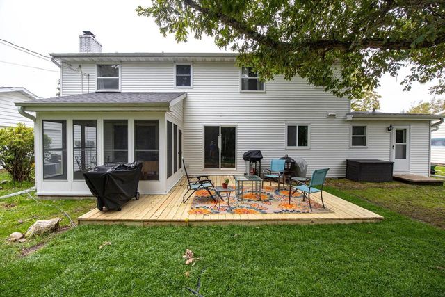 2024 N EUGENE STREET, Appleton, WI 54914