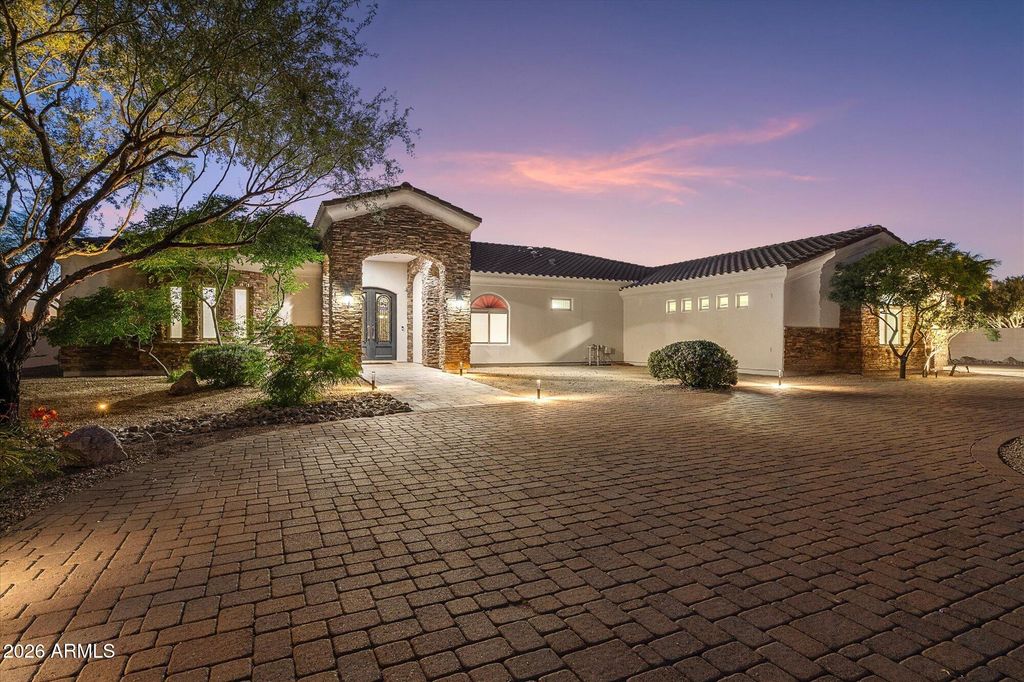 36424 N 27TH Street, Cave Creek, AZ 85331