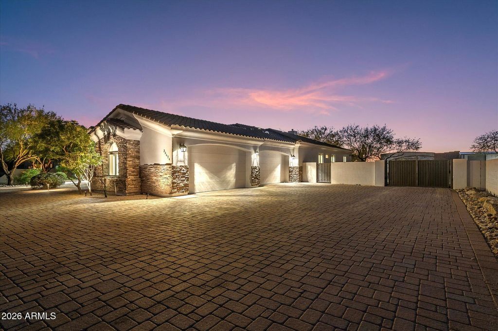 36424 N 27TH Street, Cave Creek, AZ 85331 — photo 2