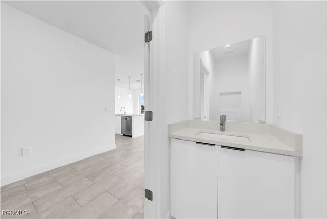 8070 Marsh CIR, Labelle, FL 33935