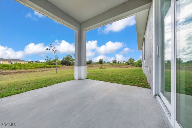 8070 Marsh CIR, Labelle, FL 33935