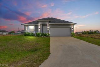 8070 Marsh CIR, Labelle, FL 33935