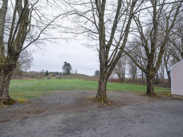 445 Green St, Northborough, MA 01532