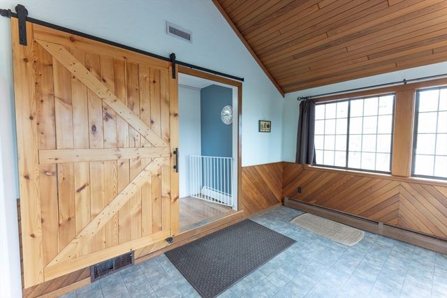 445 Green St, Northborough, MA 01532