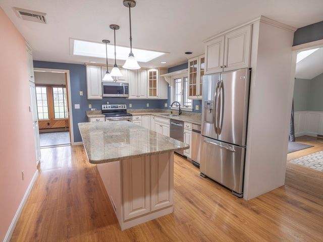 445 Green St, Northborough, MA 01532