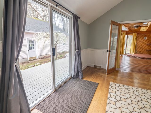 445 Green St, Northborough, MA 01532