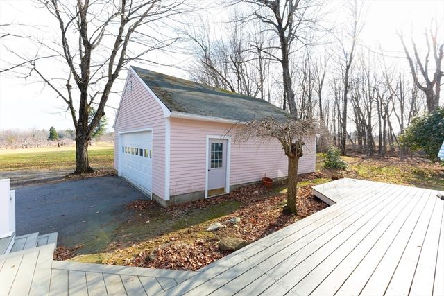 445 Green St, Northborough, MA 01532