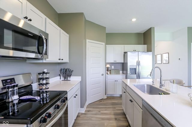 10242 Eagleton Place, Indianapolis, IN 46239