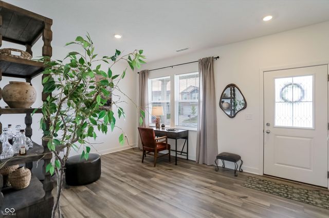 10242 Eagleton Place, Indianapolis, IN 46239