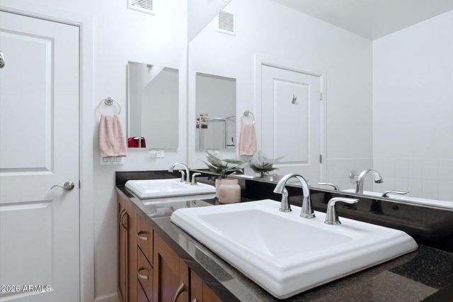 7291 N SCOTTSDALE Road 3013, Paradise Valley, AZ 85253