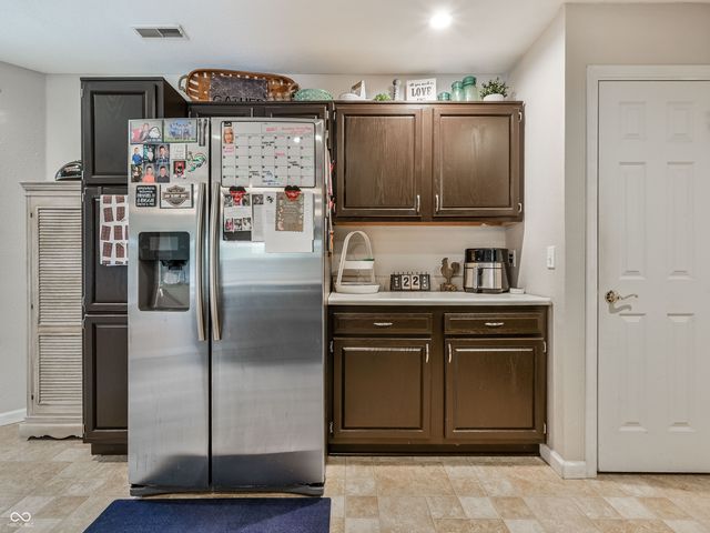 6623 Southern Ridge Drive, Indianapolis, IN 46237