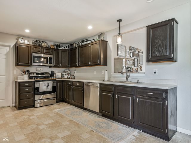 6623 Southern Ridge Drive, Indianapolis, IN 46237