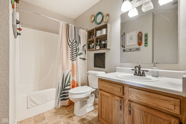 6623 Southern Ridge Drive, Indianapolis, IN 46237