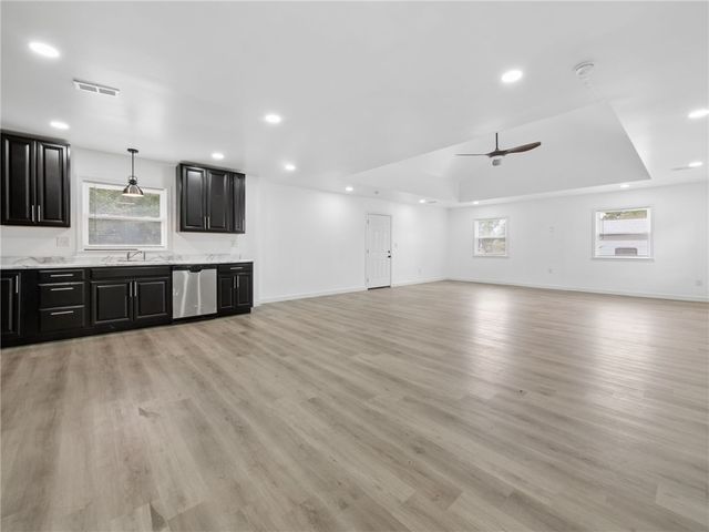 629 Little Meadow Drive, Dayton, OH 45404