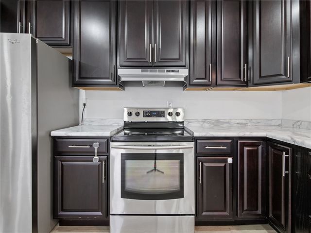 629 Little Meadow Drive, Dayton, OH 45404
