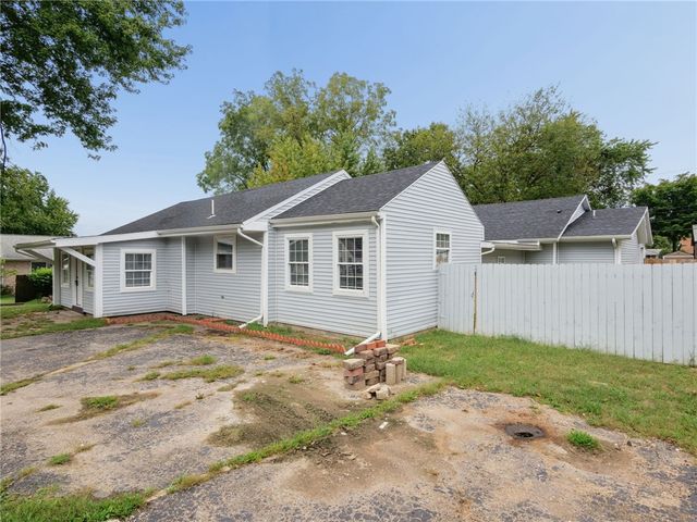629 Little Meadow Drive, Dayton, OH 45404