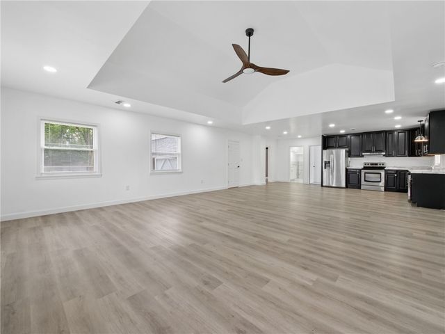 629 Little Meadow Drive, Dayton, OH 45404