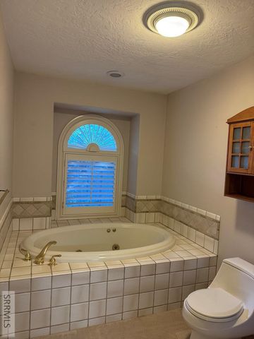 3453 Sun Circle, Idaho Falls, ID 83404