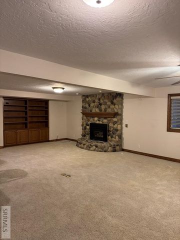 3453 Sun Circle, Idaho Falls, ID 83404