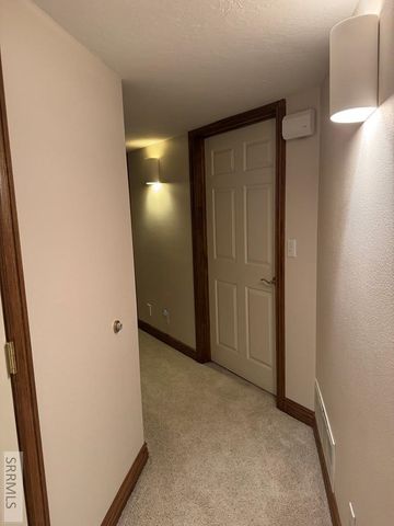 3453 Sun Circle, Idaho Falls, ID 83404