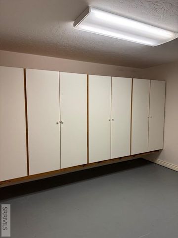 3453 Sun Circle, Idaho Falls, ID 83404