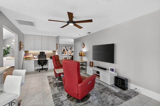 11334 Mother Lode Cir, Gold River, CA 95670