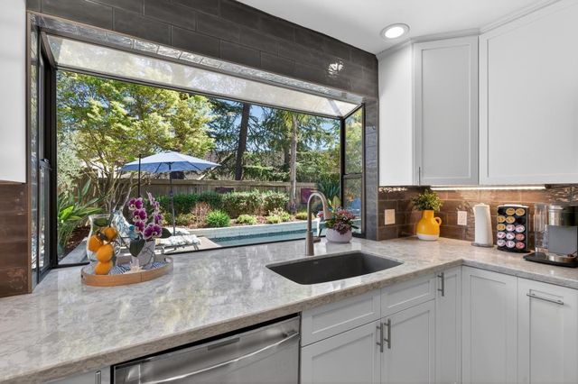 11334 Mother Lode Cir, Gold River, CA 95670