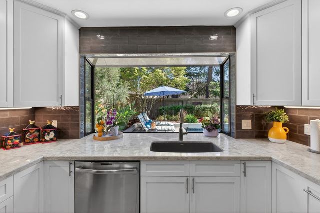 11334 Mother Lode Cir, Gold River, CA 95670