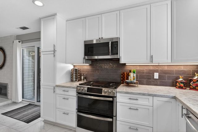 11334 Mother Lode Cir, Gold River, CA 95670