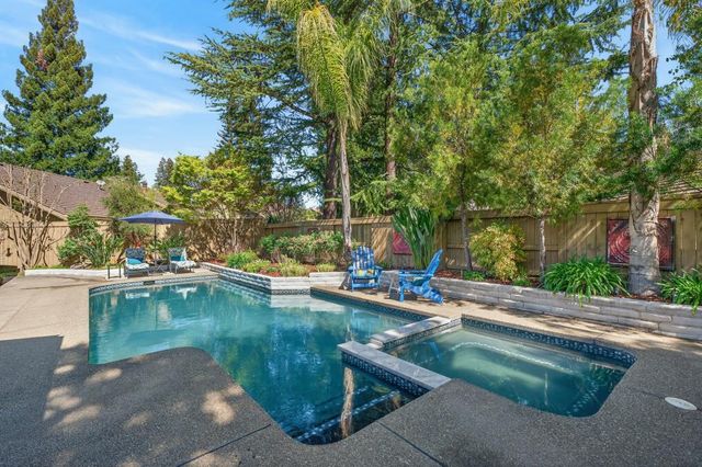 11334 Mother Lode Cir, Gold River, CA 95670