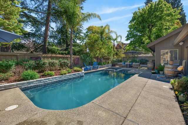 11334 Mother Lode Cir, Gold River, CA 95670