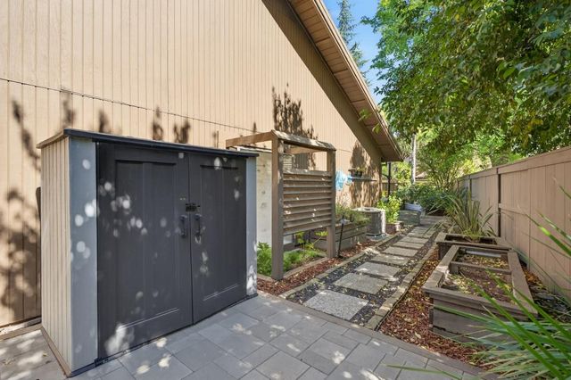 11334 Mother Lode Cir, Gold River, CA 95670