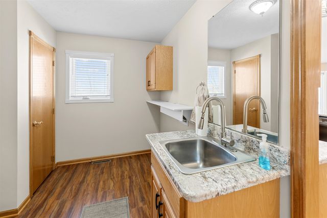 220 Prairie Ridge Rd., Salina, KS 67401