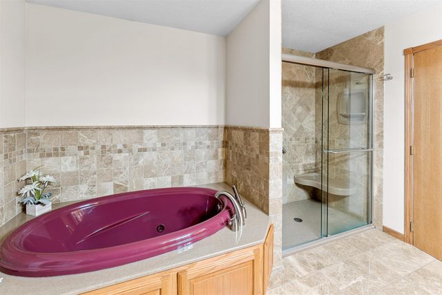 220 Prairie Ridge Rd., Salina, KS 67401