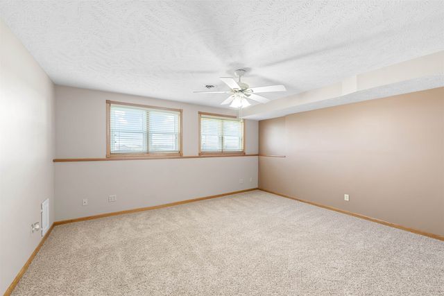 220 Prairie Ridge Rd., Salina, KS 67401