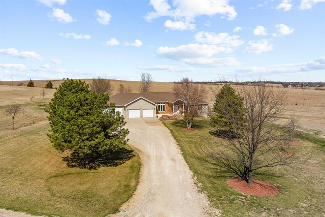 220 Prairie Ridge Rd., Salina, KS 67401