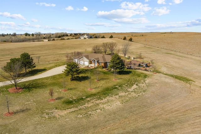 220 Prairie Ridge Rd., Salina, KS 67401