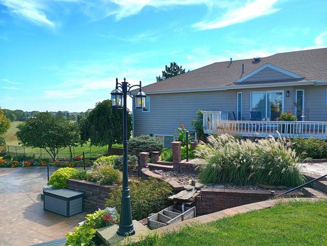 220 Prairie Ridge Rd., Salina, KS 67401