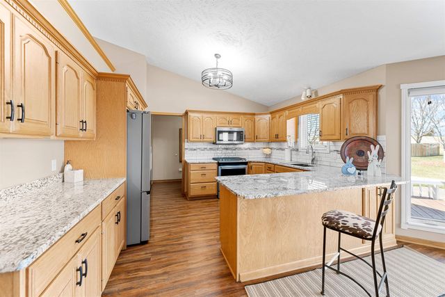 220 Prairie Ridge Rd., Salina, KS 67401