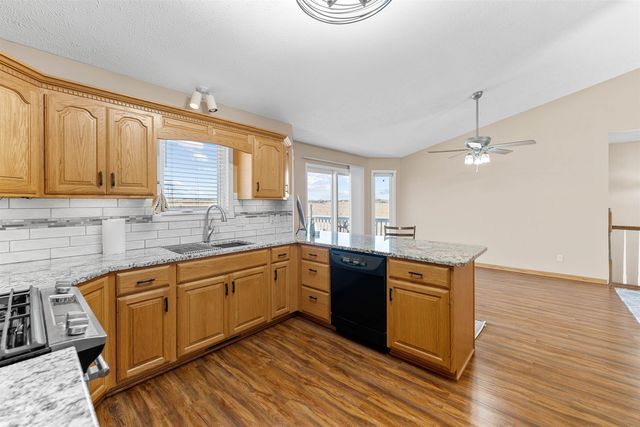 220 Prairie Ridge Rd., Salina, KS 67401