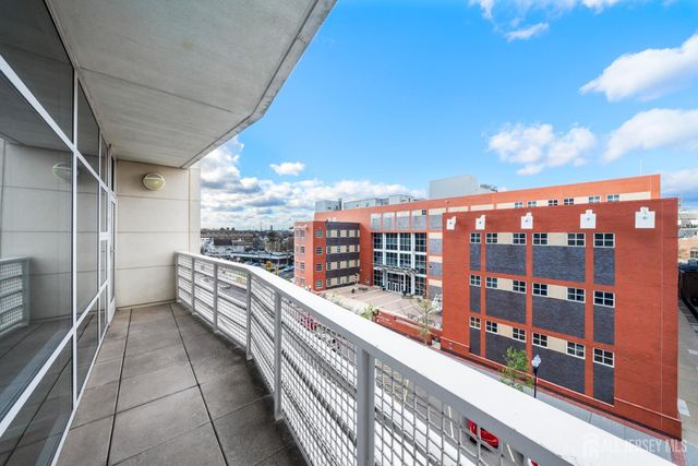 20 Livingston Avenue 404, New Brunswick, NJ 08901