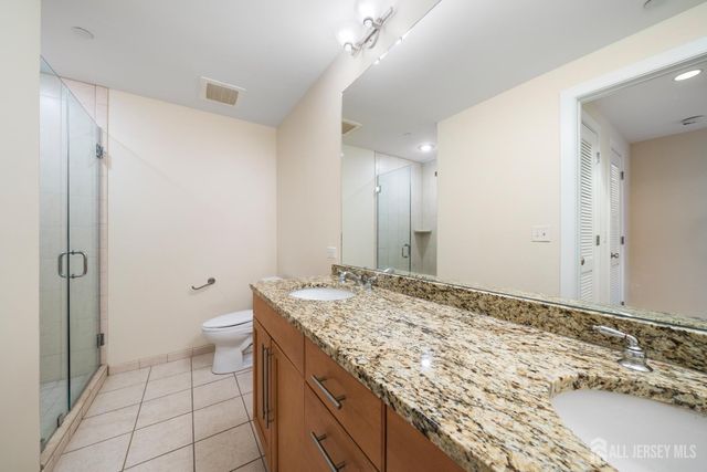 20 Livingston Avenue 404, New Brunswick, NJ 08901