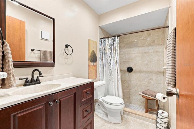9769 86TH AVENUE 9769, Seminole, FL 33777