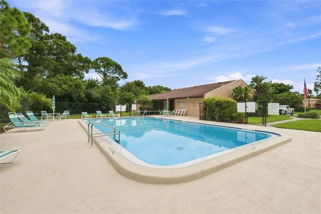 9769 86TH AVENUE 9769, Seminole, FL 33777