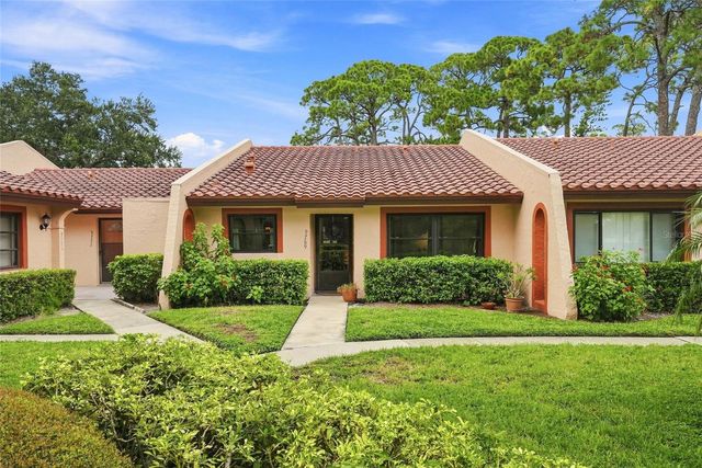 9769 86TH AVENUE 9769, Seminole, FL 33777
