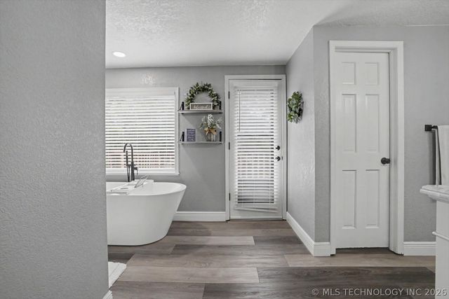 12525 S Skyline Drive, Jenks, OK 74037