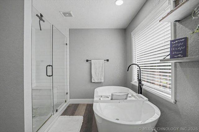 12525 S Skyline Drive, Jenks, OK 74037